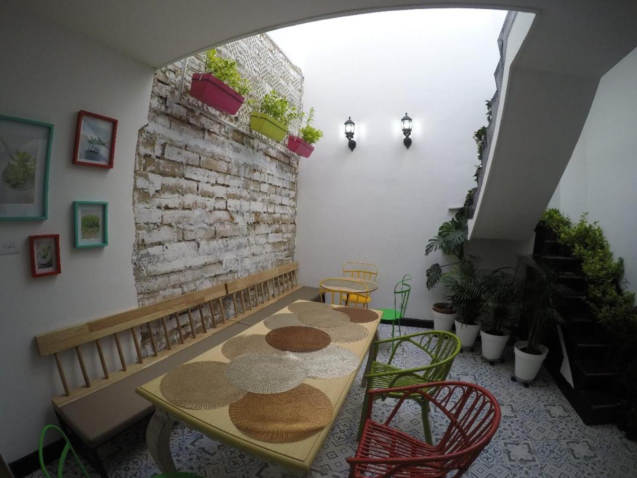 Nomad Hostel Medellin Exterior photo